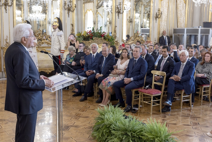 Il Presidente Sergio Mattarella in occasione dell'incontro con una delegazione della World Jurist Association e della World Law Foundation