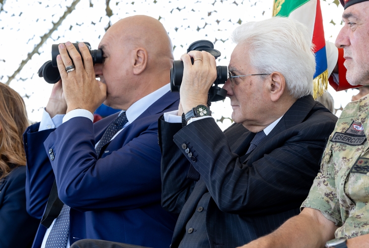 Il Presidente Sergio Mattarella in occasione dell'esercitazione “AEGIS 26” dell’Esercito italiano presso il Poligono di Monte Romano