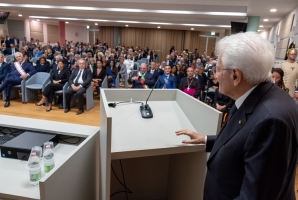 Il Presidente Sergio Mattarella rivolge il suo indirizzo di saluto in occasione della cerimonia presso il Polo Nuovo dell’Ospedale Misericordia