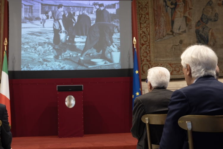 Il Presidente della Repubblica Sergio Mattarella interviene alla cerimonia in forma ufficiale, in occasione della 2^ Giornata degli Internati italiani nei campi di concentramento tedeschi durante la seconda Guerra mondiale 
