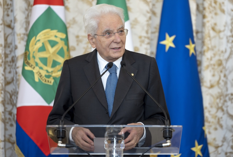 Il Presidente Sergio Mattarella rivolge il suo indirizzo di saluto in occasione della presentazione del Premio "Le Maschere del Teatro Italiano"