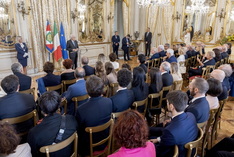 Il Presidente Sergio Mattarella rivolge il suo indirizzo di saluto in occasione della presentazione del Premio "Le Maschere del Teatro Italiano"