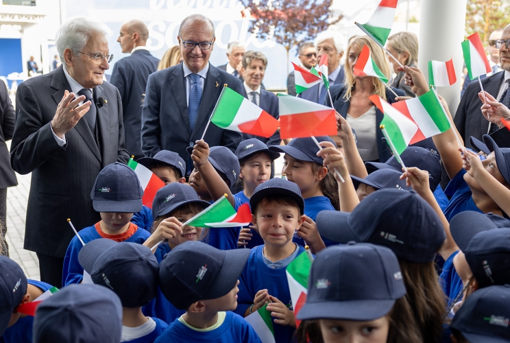 Il Presidente Sergio Mattarella nel corso dell'inaugurazione dell’anno scolastico 2026/2027, presso l’Istituto Omnicomprensivo “Sergio Marchionne" di Amatrice