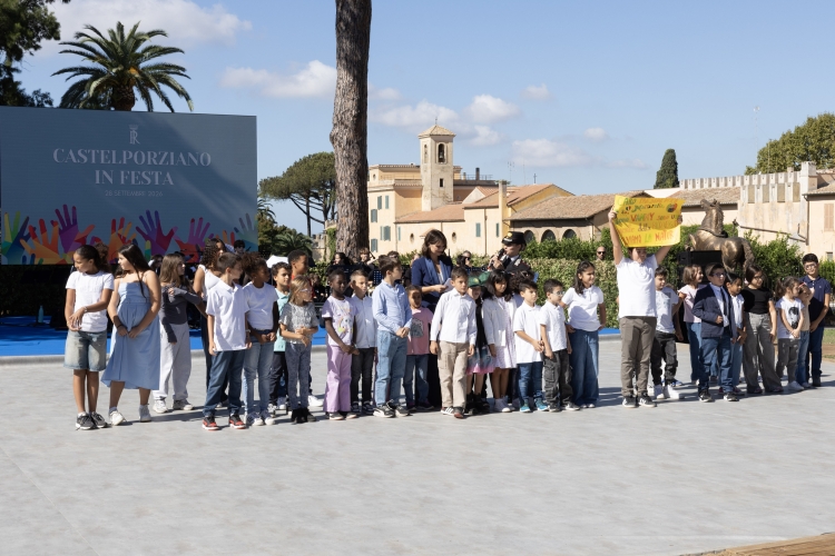 Un momento della cerimonia di chiusura delle iniziative di carattere sociale

