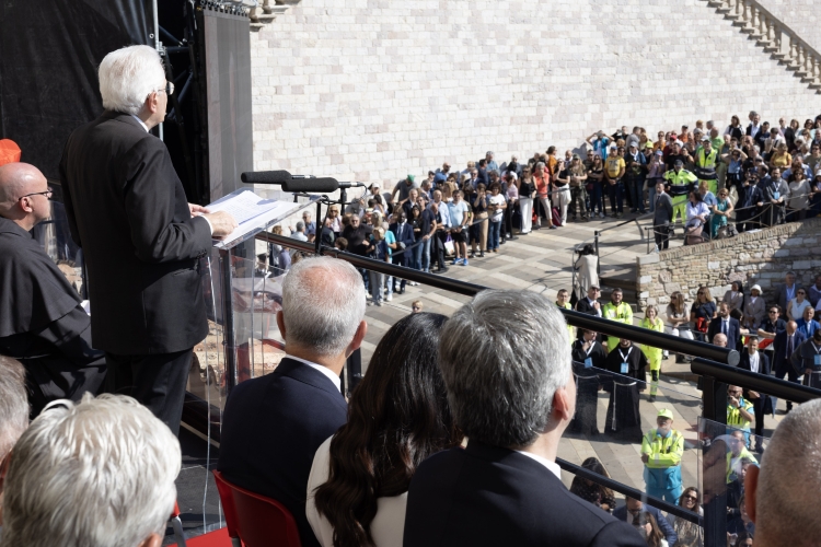 Il Presidente della Repubblica Sergio Mattarella ad Assisi in occasione della Festa nazionale di San Francesco d’Assisi, nell’ottavo centenario della morte
