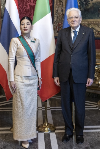 Il Presidente Sergio Mattarella con la Principessa del Regno di Thailandia, S.A.R. Sirivannavari Nariratana Rajakanya, in occasione del conferimento della Gran Croce OMRI 