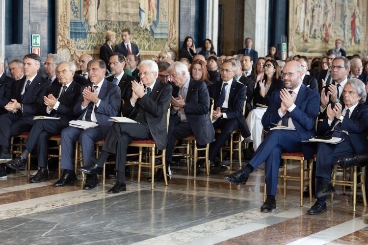 Il Presidente della Repubblica Sergio Mattarella in occasione della cerimonia di consegna delle insegne di Cavaliere dell’Ordine “Al Merito del Lavoro” ai Cavalieri del Lavoro nominati il 2 giugno 2026
