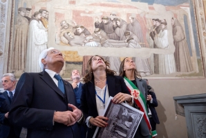Il Presidente Mattarella visita il Chiostro della Basilica di Santa Croce, al termine dei lavori di restauro conservativo della Cappella Bardi e del ciclo pittorico murale delle Storie di San Francesco, dipinte da Giotto