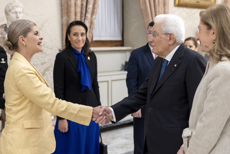 Il Presidente Sergio Mattarella e la Sig.ra Laura accolgono Fernandez Delgado, Presidente della Repubblica di Costa Rica