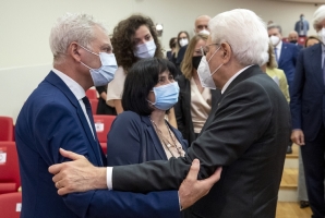 Il Presidente della Repubblica Sergio Mattarella alla cerimonia di conferimento della laurea magistrale a titolo d’onore in European and International Studies ad Antonio Megalizzi 
