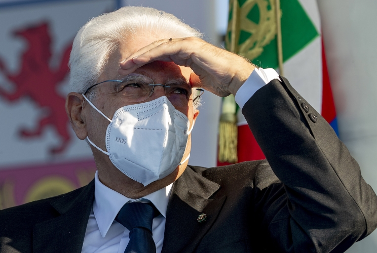 Il Presidente della Repubblica Sergio Mattarella nel corso della cerimonia celebrativa del 60° anniversario di costituzione della Pattuglia Acrobatica Nazionale