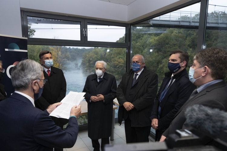 Il Presidente della Repubblica Sergio Mattarella e il Presidente della Repubblica di Slovenia, Borut Pahor, visitano il Ponte ciclo-pedonale di Salcano sull’Isonzo, nella Municipalità di Nova Gorica
