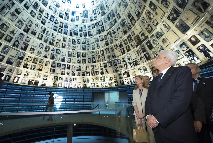 Il Presidente Sergio Mattarella nel corso della visita al Memoriale dell’Olocausto, Yad Vashem