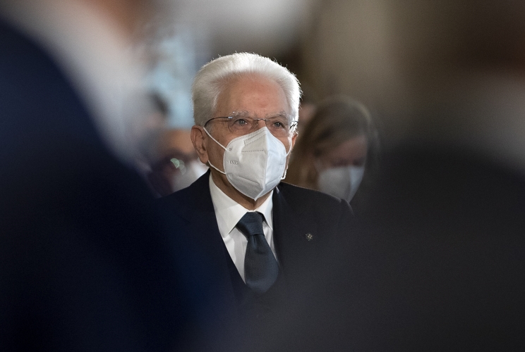 Il Presidente Sergio Mattarella in occasione della cerimonia di consegna delle insegne di Cavaliere dell’Ordine “Al Merito del Lavoro” ai Cavalieri del Lavoro nominati il 2 giugno 2020 e 2021