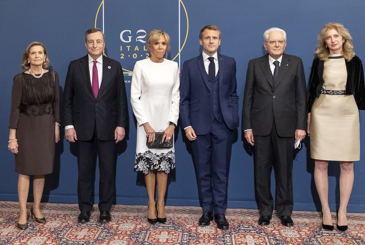 Il Presidente Sergio Mattarella e il Presidente del Consiglio Mario Draghi con i rappresentanti dei paesi partecipanti al G20