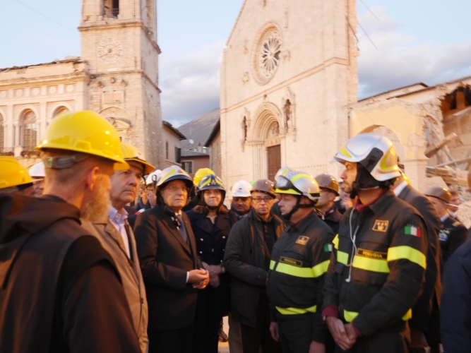 Il Presidente Sergio Mattarella visita le zone di Norcia colpite dal sisma 