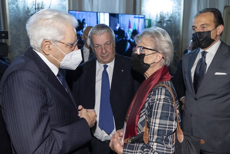 Il Presidente Sergio Mattarella al termine della cerimonia per il 60° anniversario della morte di Luigi  Einaudi