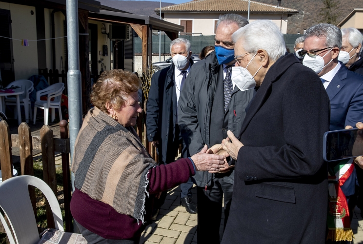  Il Presidente Sergio Mattarella visita le unità abitative in emergenza, in occasione della visita a  Norcia
