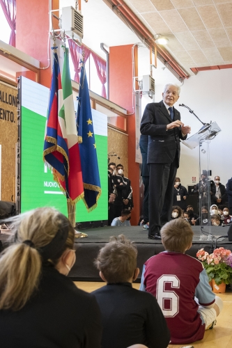 Il Presidente della Repubblica Sergio Mattarella in occasione della cerimonia di inaugurazione del nuovo "Campo dei Miracoli" a Corviale 