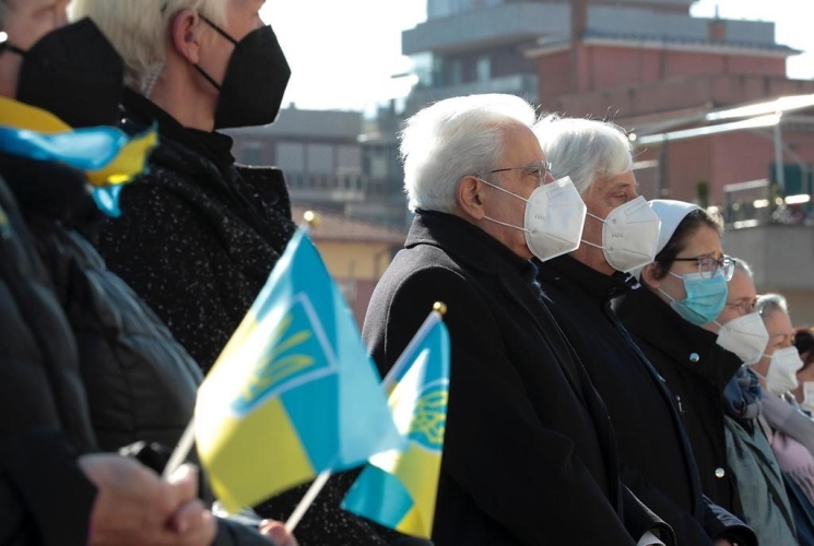 Il Presidente Mattarella alla messa presso la Basilica di Santa Sofia a Roma