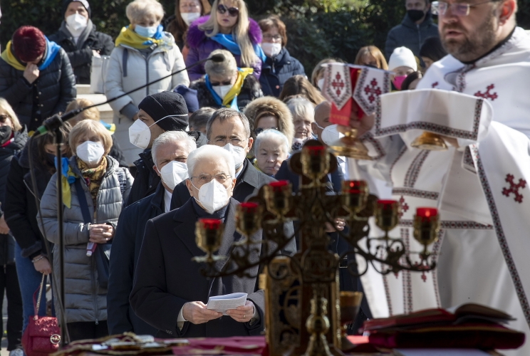 Il Presidente Mattarella alla messa presso la Basilica di Santa Sofia a Roma