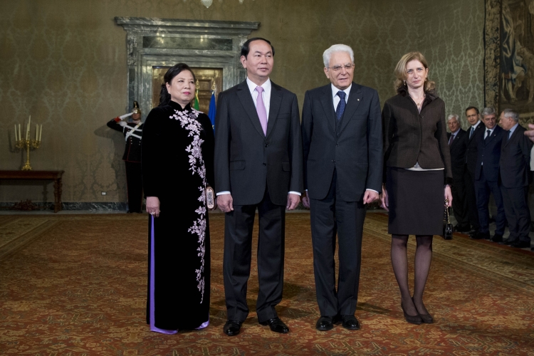 Il Presidente della Repubblica Sergio Mattarella con il Presidente della Repubblica Socialista del Vietnam 