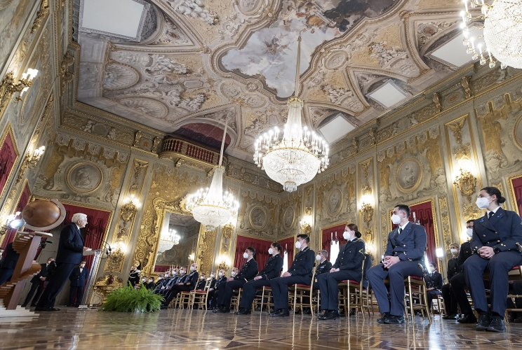 Il Presidente Sergio Mattarella nel corso dell'incontro con una rappresentanza dell’Aeronautica Militare, in occasione del 99° anniversario di fondazione