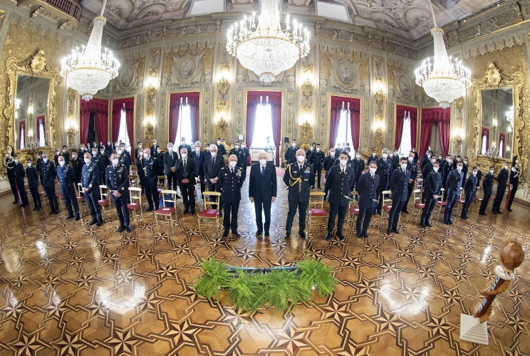 Il Presidente Sergio Mattarella al termine dell'incontro con una rappresentanza dell’Aeronautica Militare, in occasione del 99° anniversario di fondazione