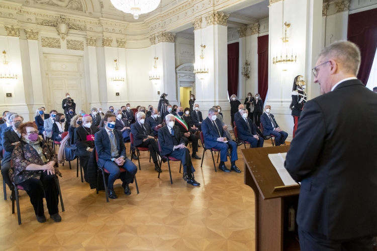 Il Presidente Sergio Mattarella nel corso della cerimonia di firma dell’intesa per il trasferimento del Narodni Dom dall’Università degli Studi di Trieste alla Fondazione Narodni Dom