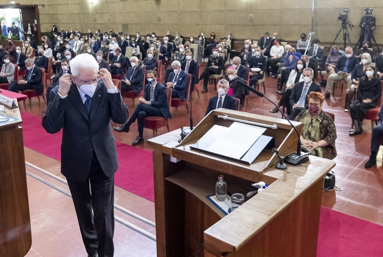Il Presidente Sergio Mattarella poco prima di rivolgere il suo indirizzo di saluto in occasione della cerimonia di inaugurazione dell’anno accademico 2021/2022 dell’Università degli Studi di Trieste