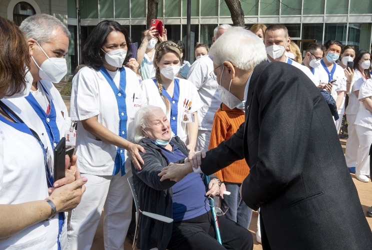 Il Presidente Sergio Mattarella nel corso della visita all’Azienda pubblica di Servizi alla Persona ITIS