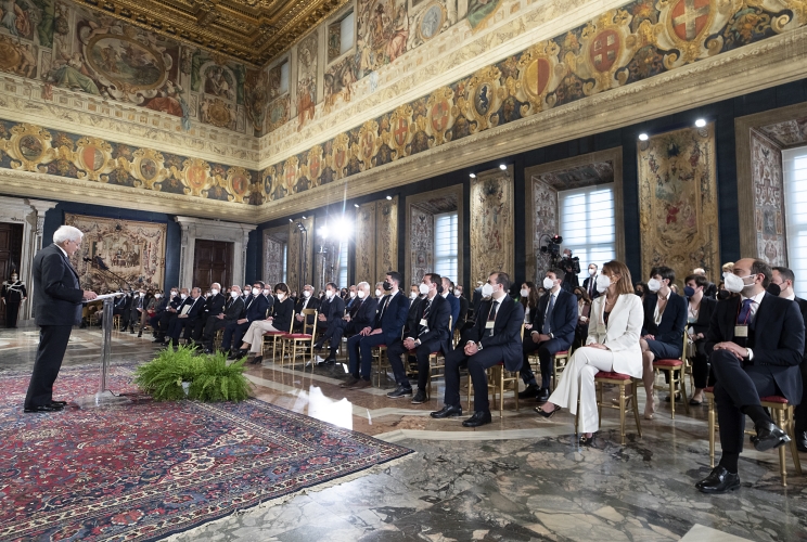 Il Presidente Sergio Mattarella rivolge il suo indirizzo di saluto in occasione dell'incontro con i Magistrati ordinari in tirocinio nominati con D.M. 2 marzo 2021