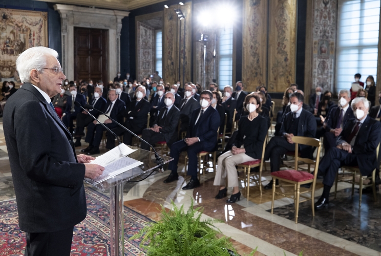 Il Presidente Sergio Mattarella rivolge il suo indirizzo di saluto in occasione dell'incontro con i Magistrati ordinari in tirocinio nominati con D.M. 2 marzo 2021