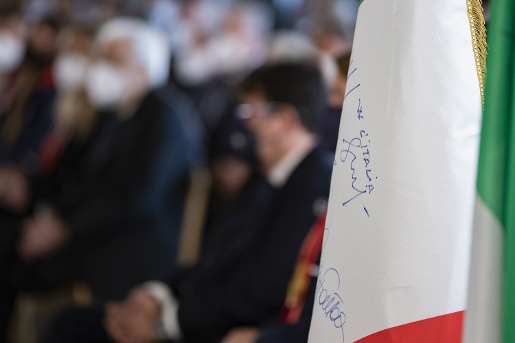 Il Presidente della Repubblica Sergio Mattarella in occasione della cerimonia di restituzione della Bandiera da parte degli atleti italiani di ritorno dai Giochi Olimpici e Paralimpici invernali di Pechino 2022
