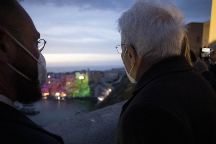 Il Presidente della Repubblica Sergio Mattarella alla cerimonia di inaugurazione di Procida Capitale della cultura 2022  