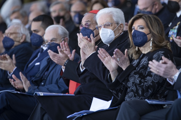 Il Presidente della Repubblica Sergio Mattarella in occasione della cerimonia celebrativa del 170° anniversario della fondazione della Polizia di Stato
