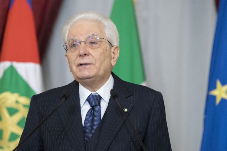 Il Presidente della Repubblica Sergio Mattarella,durante il suo intervento, in occasione dell'incontro con gli esponenti delle Associazioni Combattentistiche e d'Arma, nella ricorrenza del 77° anniversario della Liberazione
