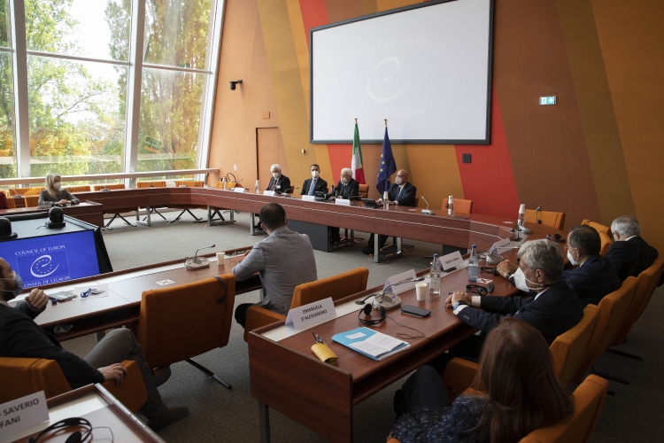 Il Presidente della Repubblica Sergio Mattarella incontra la Delegazione nazionale presso l’Assemblea Parlamentare del Consiglio d’Europa 
