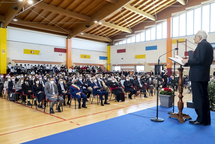 Il Presidente Sergio Mattarella nel corso della visita all’Istituto Salesiano “G. Bearzi”