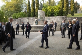 Guimaraes - Il Presidente Sergio Mattarella con il Presidente del Portogallo Marcelo Rebelo de Sousa e il Re di Spagna Felipe VI