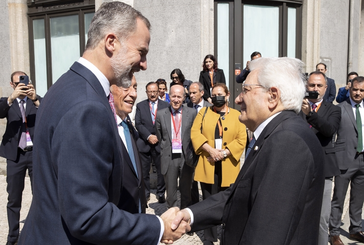 Braga - Il Presidente Sergio Mattarella con il Re di Spagna Felipe VI 