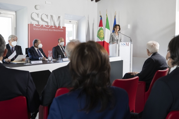 Il Presidente della Repubblica Sergio Mattarella nella sede centrale della Scuola superiore della magistratura “Mario Amato”
