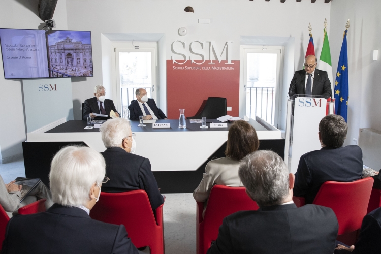 Il Presidente della Repubblica Sergio Mattarella nella sede centrale della Scuola superiore della magistratura “Mario Amato”
