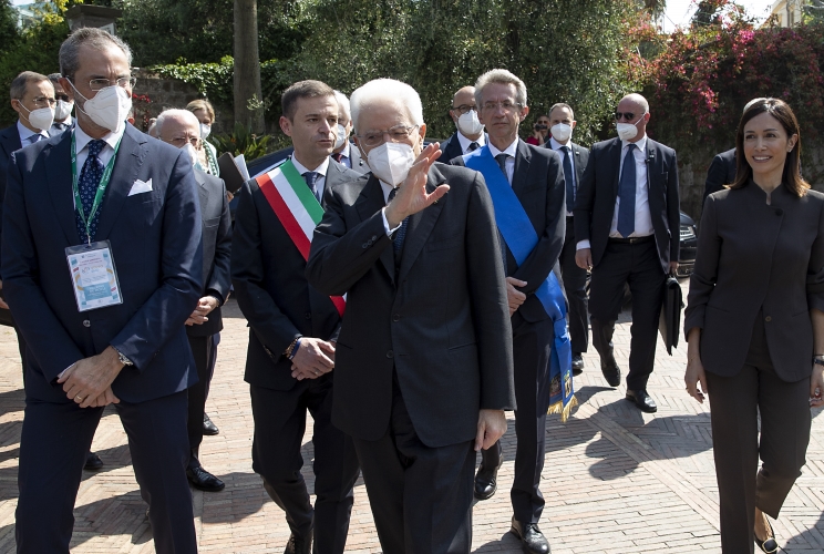 Il Presidente della Repubblica Sergio Mattarella in occasione del Forum "Verso Sud: la strategia europea per una nuova stagione geopolitica, economica e socio-culturale del Mediterraneo"