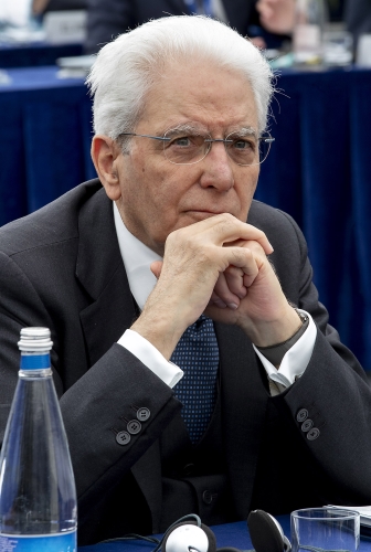 Il Presidente Sergio Mattarella nel corso del forum "Verso Sud: la strategia europea per una nuova stagione geopolitica, economica e socio-culturale del Mediterraneo"