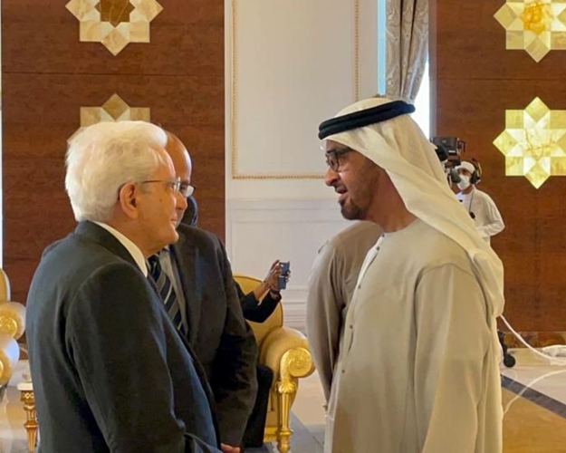 Il Presidente della Repubblica Sergio Mattarella con Mohammed bin Zayed Al Nahyan Presidente degli Emirati Arabi Uniti in occasione della cerimonia di condoglianze per la scomparsa del Presidente degli Emirati Arabi Uniti e Emiro di Abu Dhabi,Sua Altezza Sceicco Khalifa bin Zayed Al Nahyan