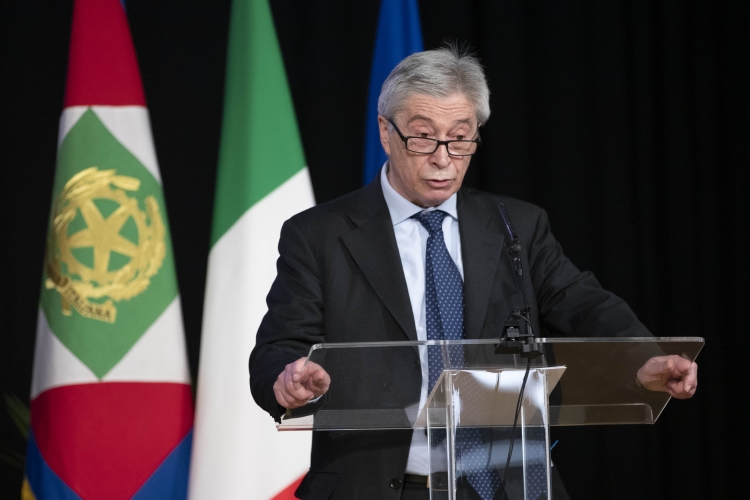 Vasco Errani durante la cerimonia in occasione della ricorrenza del 10° anniversario del sisma in Emilia del maggio 2012
(foto di Francesco Ammendola - Ufficio per la Stampa e la Comunicazione della Presidenza della Repubblica) 