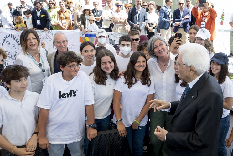 Il Presidente Sergio Mattarella al termine dell'iniziativa dal titolo "La memoria di tutti. Italia, Palermo 30 anni dopo"