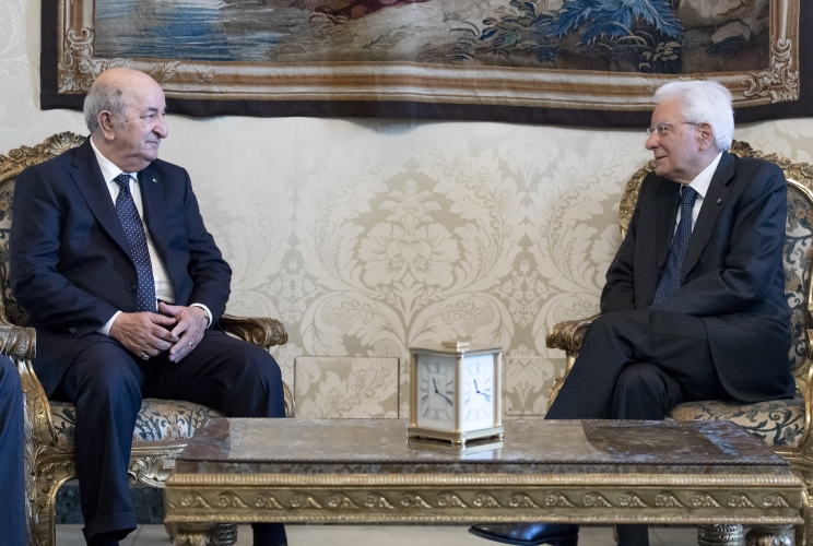 Il Presidente Sergio Mattarella e il Presidente della Repubblica Algerina Democratica e Popolare Abdelmadjid Tebboune nel corso dei colloqui