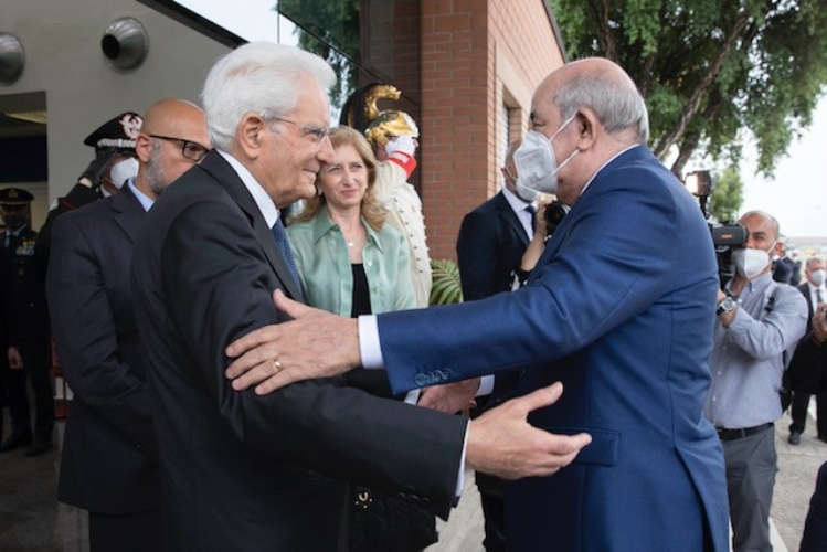 
Il Presidente della Repubblica Sergio Mattarella con S.E. il Signor Abdelmadjid Tebboune, Presidente della Repubblica Algerina Democratica e Popolare, congedo
